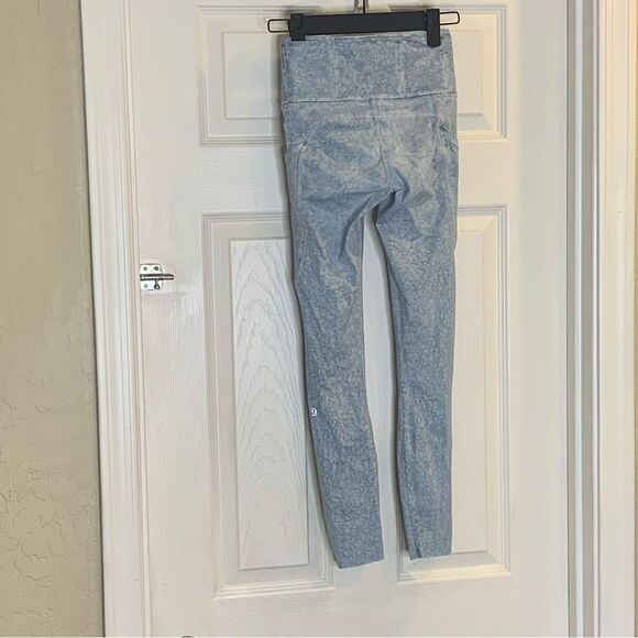 Lululemon Fast and Free Tight 25" *Nulux City Grit White Blue Fog Size 2 - Picture 4 of 9
